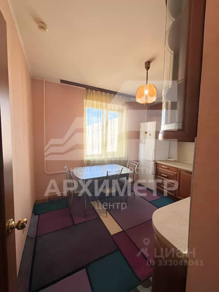 Россия, Курск, проспект Вячеслава Клыкова, 66, фото 27