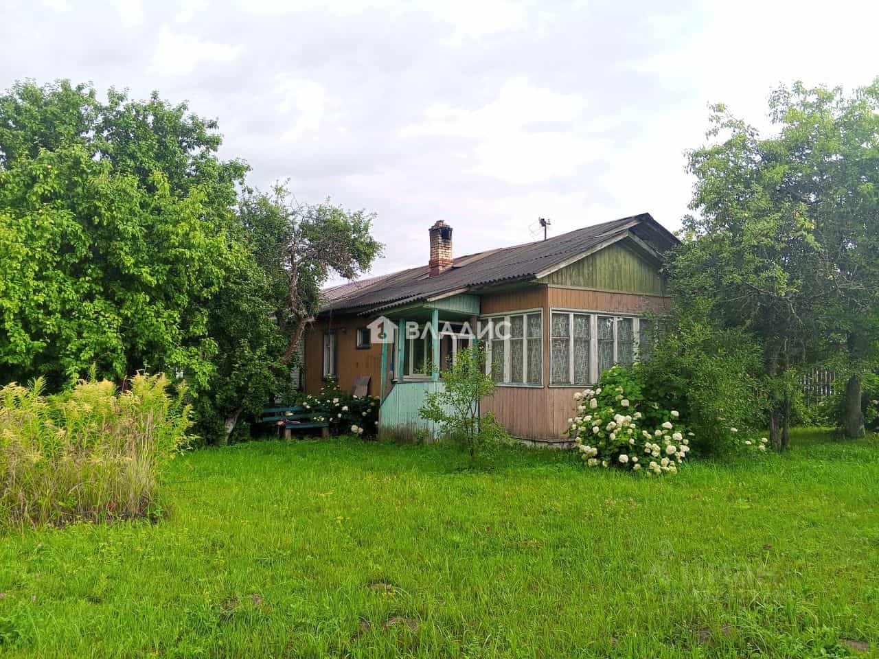 Россия, Нижегородская область, Краснобаковский муниципальный округ, рабочий посёлок Ветлужский, улица Замыслова, 3