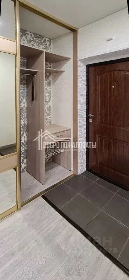 Россия, Республика Хакасия, Абакан, улица Комарова, 9Б, фото 6