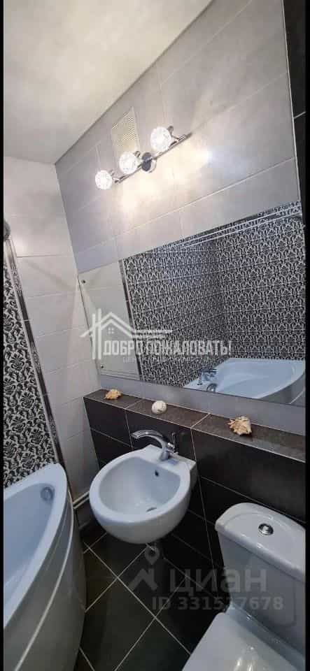 Россия, Республика Хакасия, Абакан, улица Комарова, 9Б, фото 9