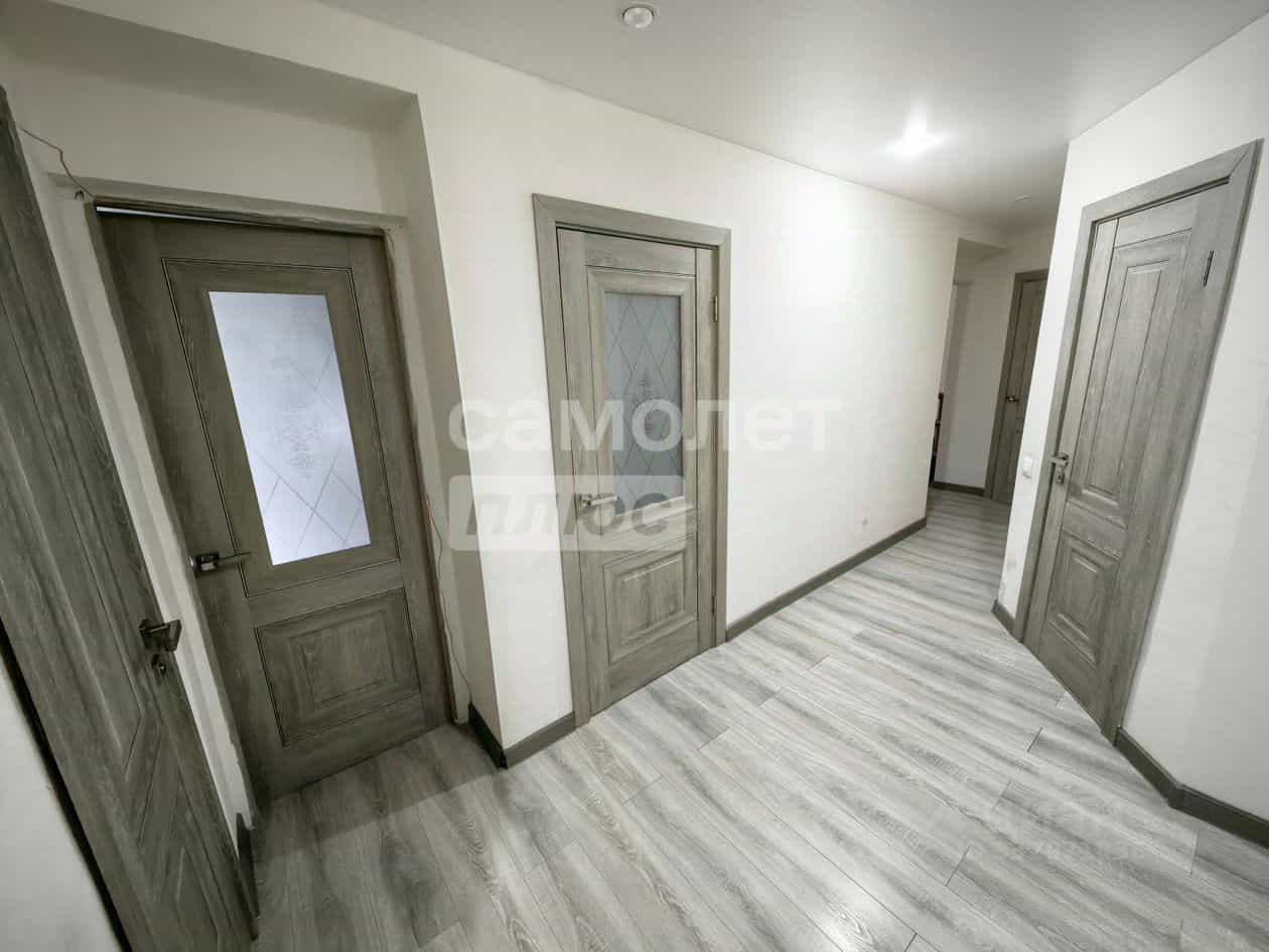 Россия, Республика Калмыкия, Элиста, 2-й микрорайон, 13Б, фото 2