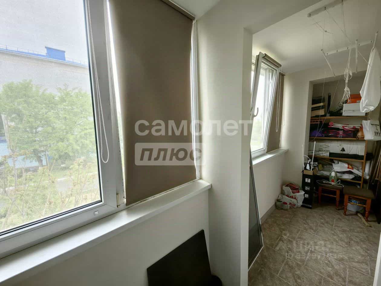 Россия, Республика Калмыкия, Элиста, 2-й микрорайон, 13Б, фото 10