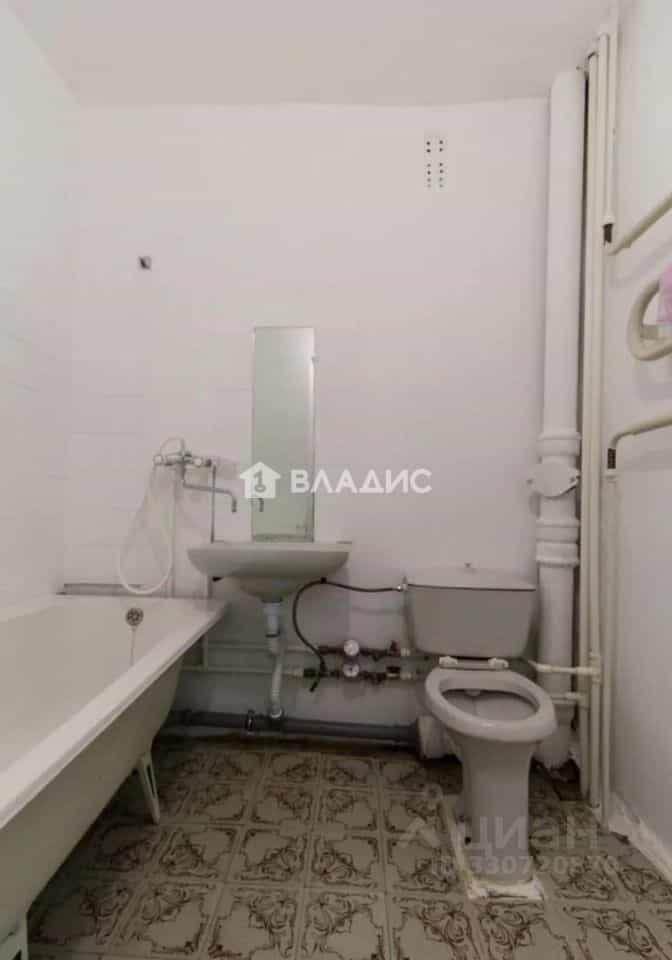 Россия, Республика Бурятия, Улан-Удэ, улица Добролюбова, 5, фото 8