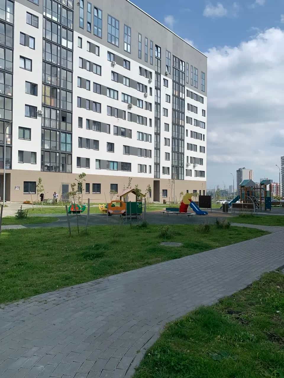 Беларусь, Минск, улица Владимира Оловникова, 12