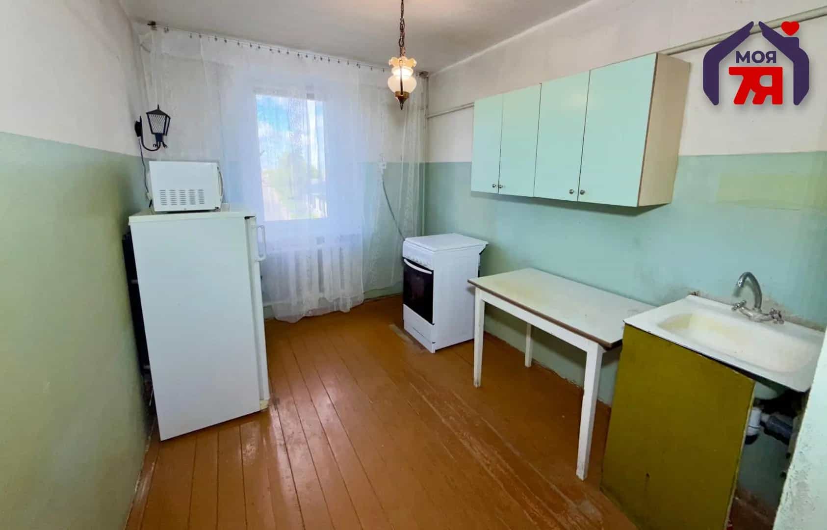 Беларусь, Минская область, Слуцк, Ленинская улица, 10, фото 11
