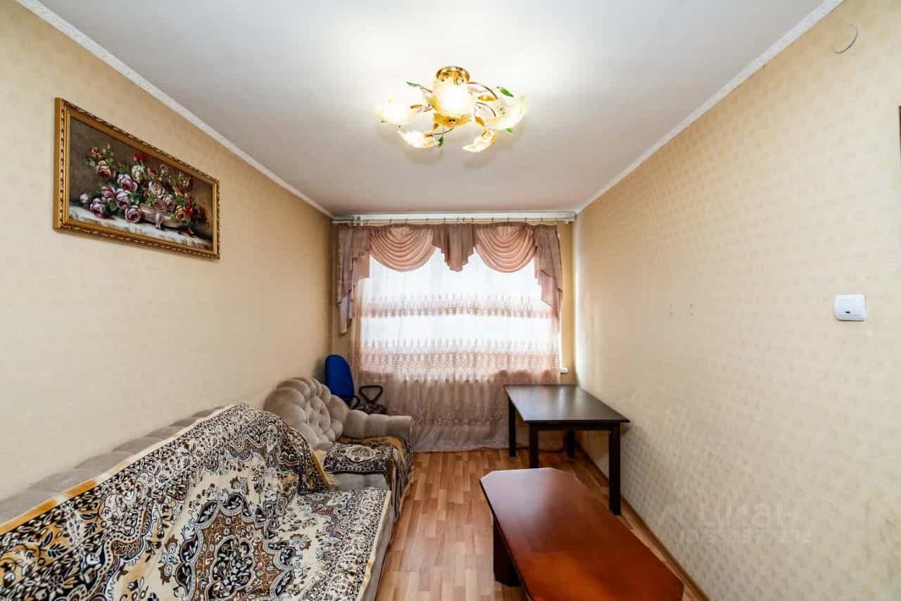 Россия, Ханты-Мансийский автономный округ — Югра, Сургут, улица Маяковского, 49/1, фото 3