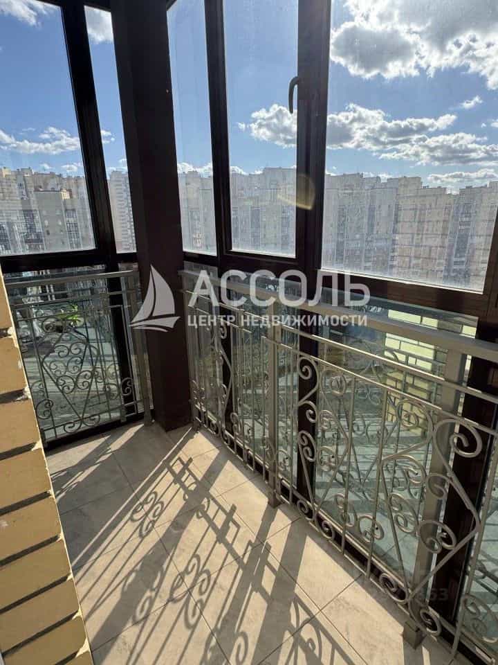 Россия, Омск, улица Б.Г. Шаронова, 19, фото 24