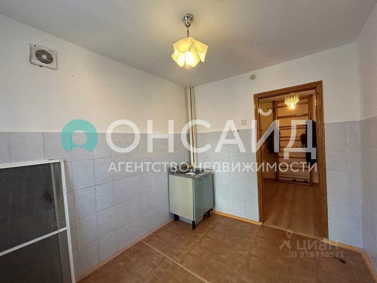 Россия, Республика Бурятия, Улан-Удэ, улица Цивилева, 33, фото 18
