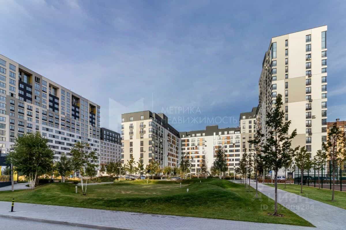 Россия, Тюмень, улица 50 лет Октября, 57Бк2, фото 3