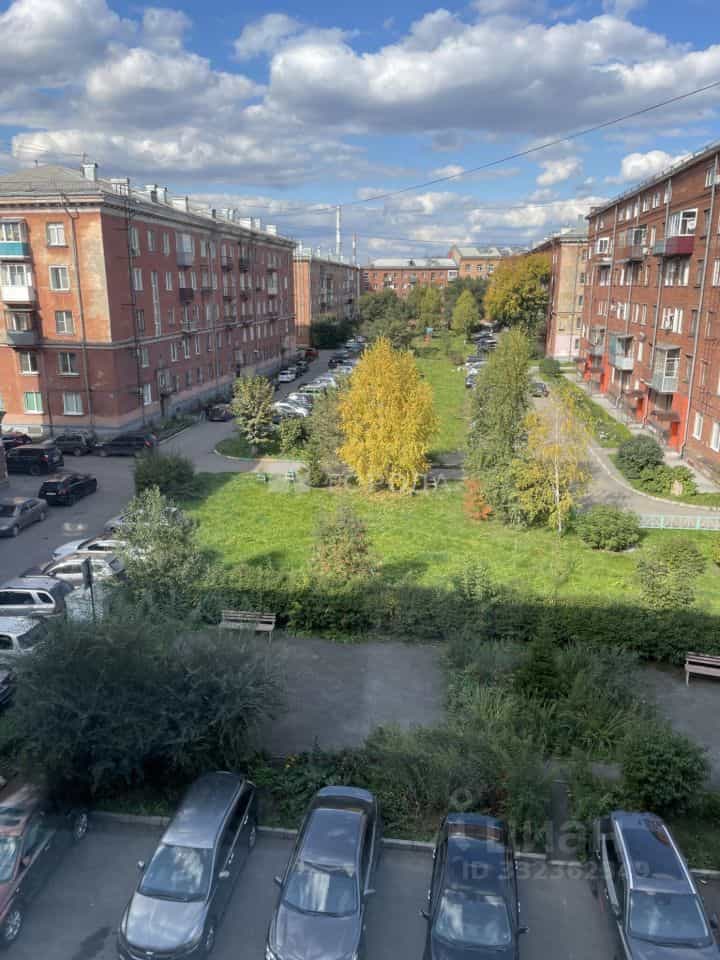 Россия, Кемеровская область — Кузбасс, Новокузнецк, улица Ушинского, 1, фото 13