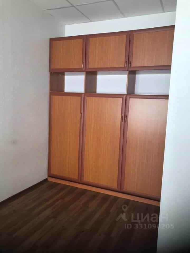 Россия, Приморский край, Владивосток, Светланская улица, 37, фото 9