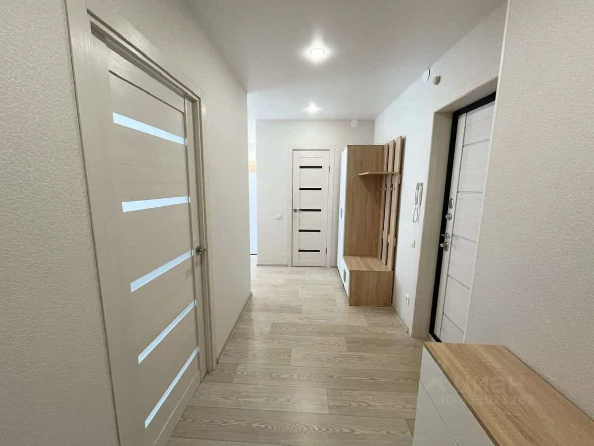 Россия, Самарская область, Тольятти, Ленинградская улица, 68Б, фото 10