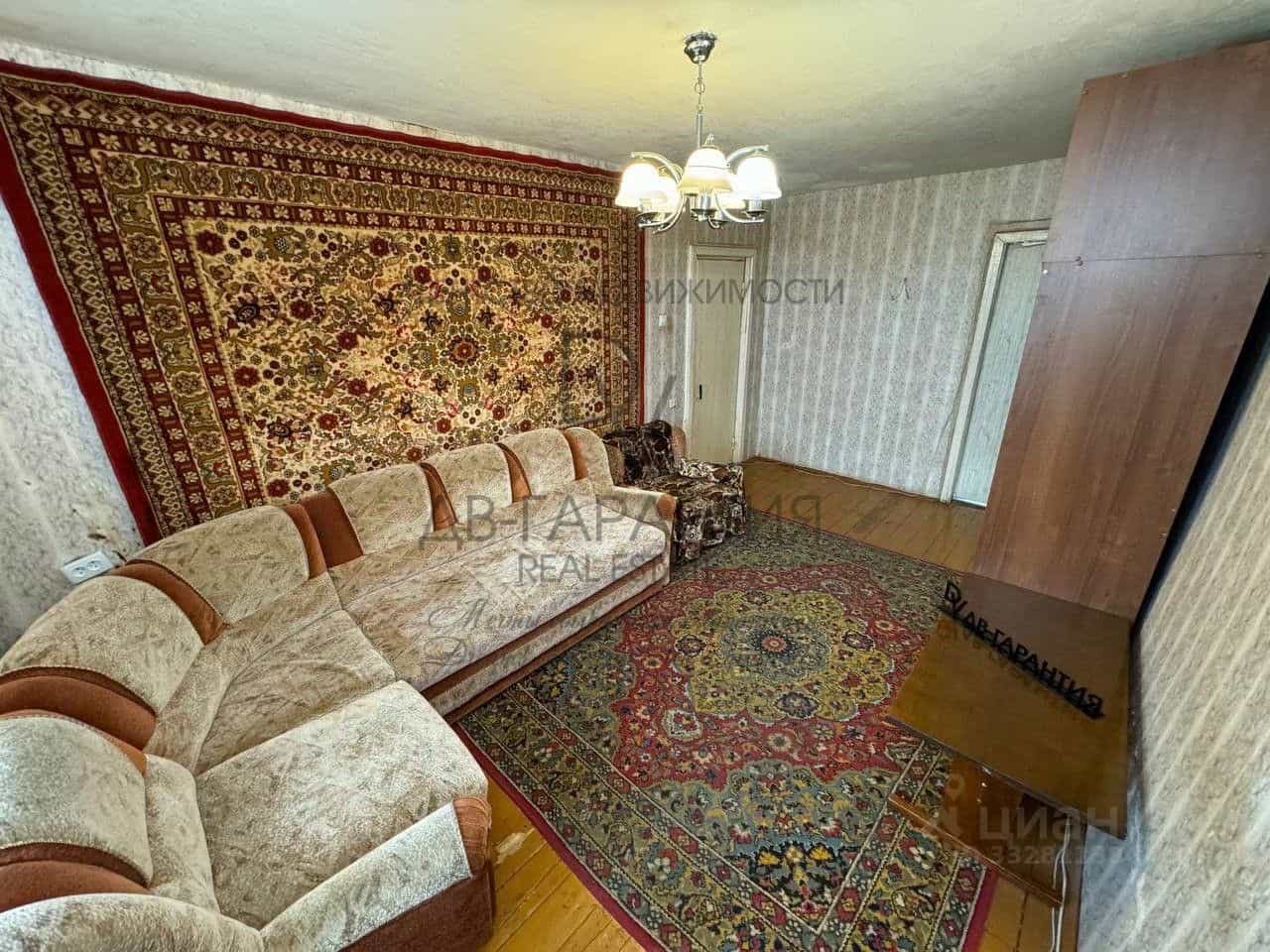 Россия, Хабаровский край, Амурский муниципальный округ, рабочий посёлок Эльбан, 1-й микрорайон, 20