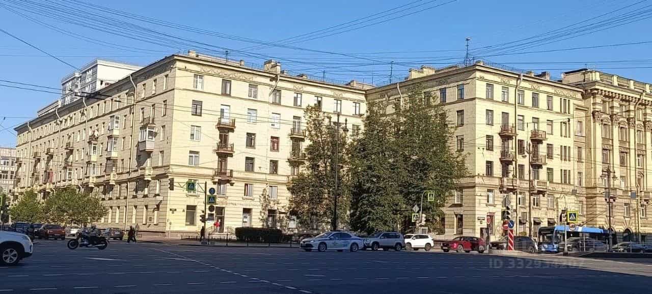Россия, Санкт-Петербург, Московский проспект, 75