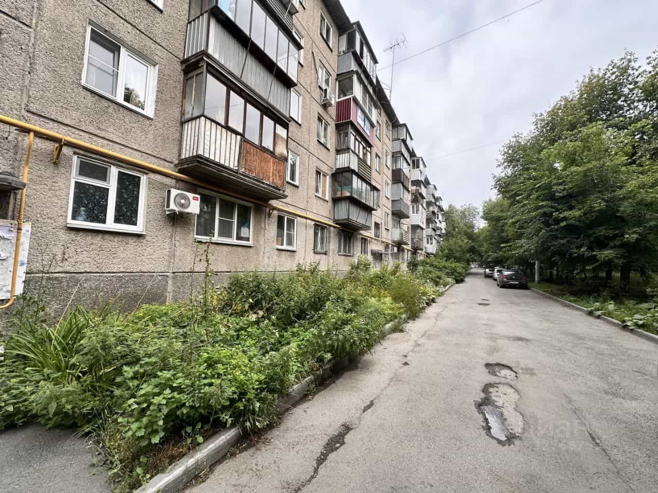 Россия, Челябинск, улица Клары Цеткин, 32, фото 13