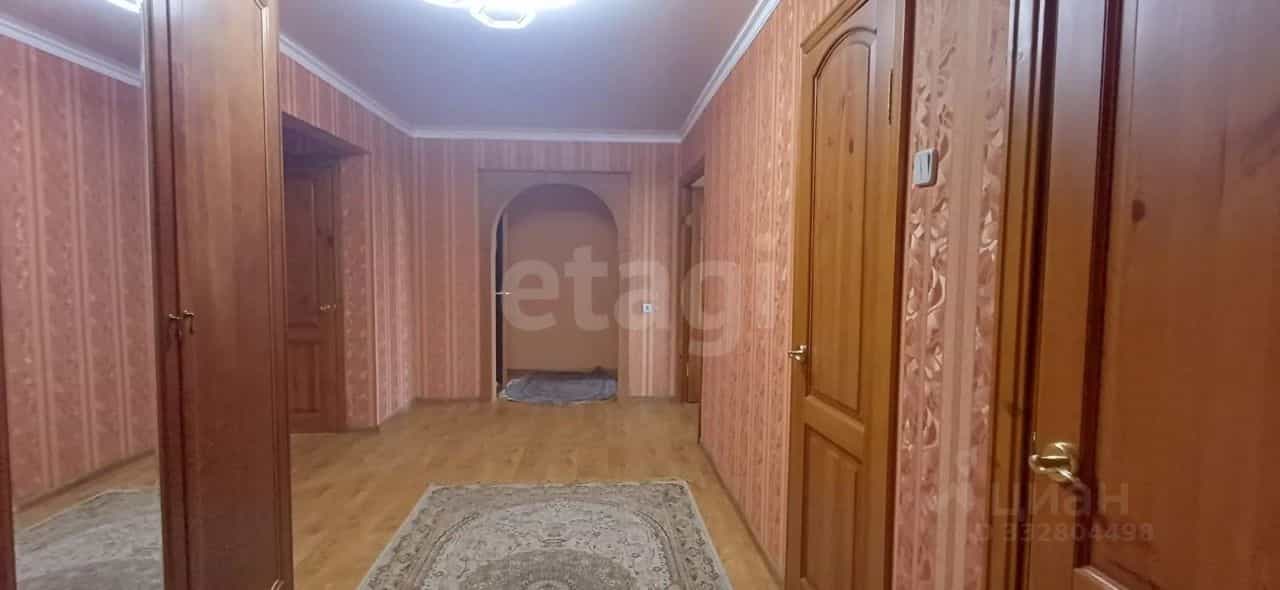 Россия, Республика Татарстан (Татарстан), Набережные Челны, улица Академика Королёва, 17, фото 9