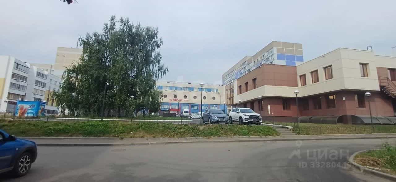 Россия, Республика Татарстан (Татарстан), Набережные Челны, улица Академика Королёва, 17, фото 44