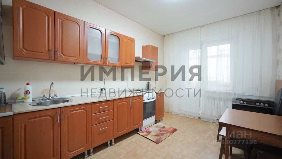 Россия, Магадан, микрорайон Снежный, Садовая улица, 13