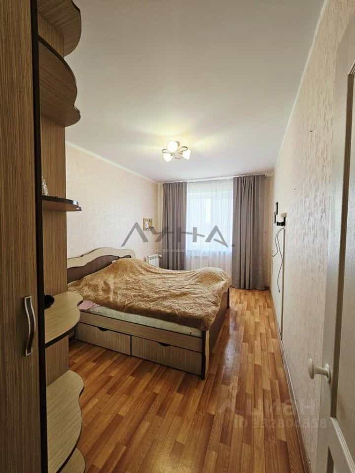 Россия, Республика Татарстан (Татарстан), Набережные Челны, 9-й комплекс, 42, фото 8