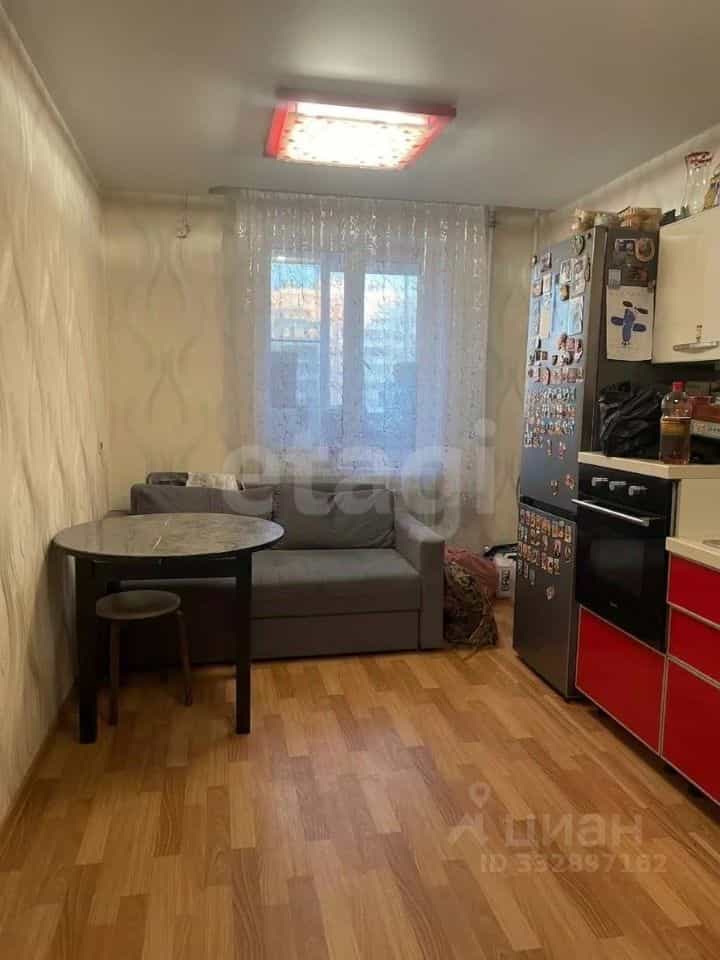 Россия, Республика Татарстан (Татарстан), Набережные Челны, проспект Фоменко, 64, фото 2