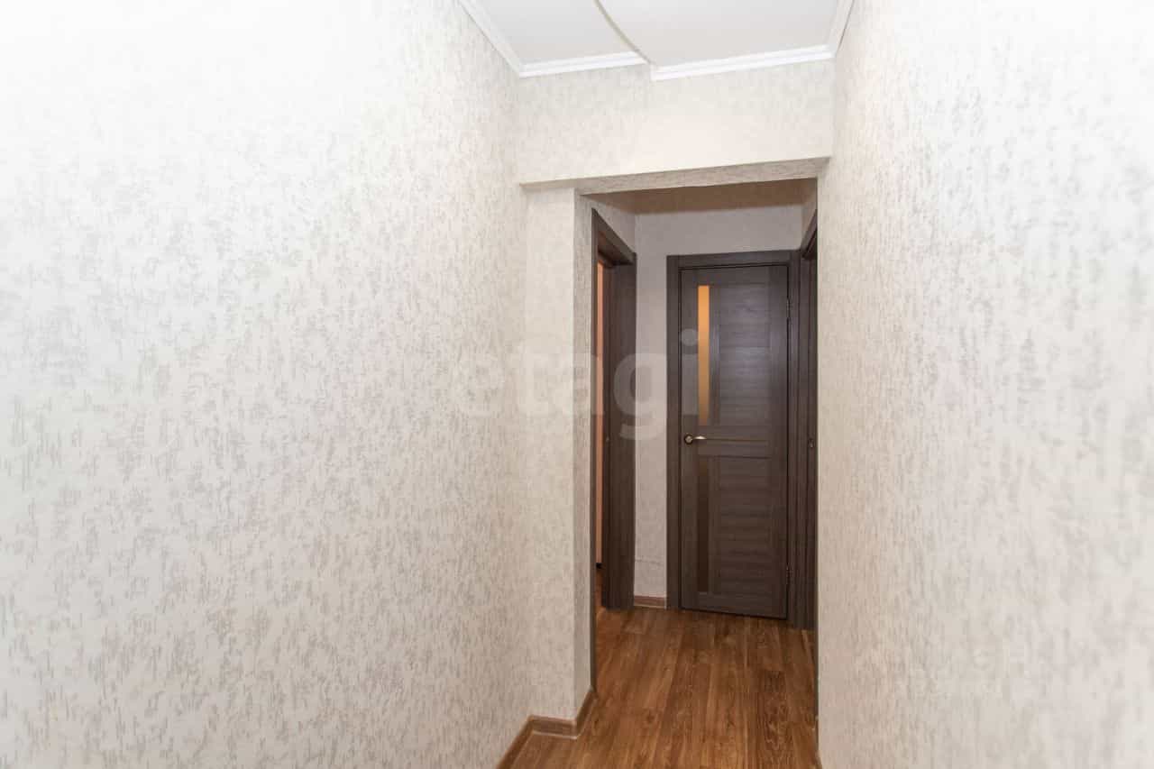 Россия, Тюменская область, Тобольск, 4-й микрорайон, 19, фото 16