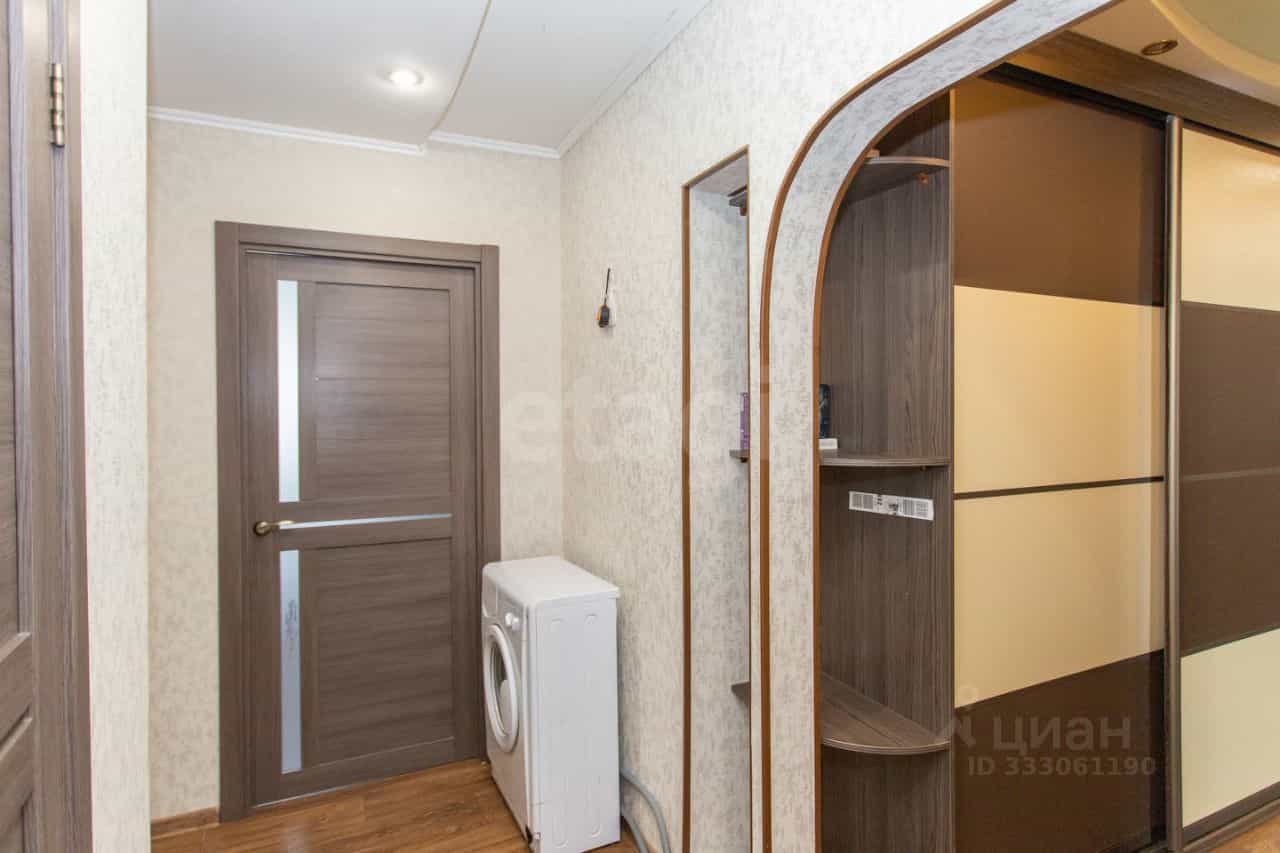 Россия, Тюменская область, Тобольск, 4-й микрорайон, 19, фото 18