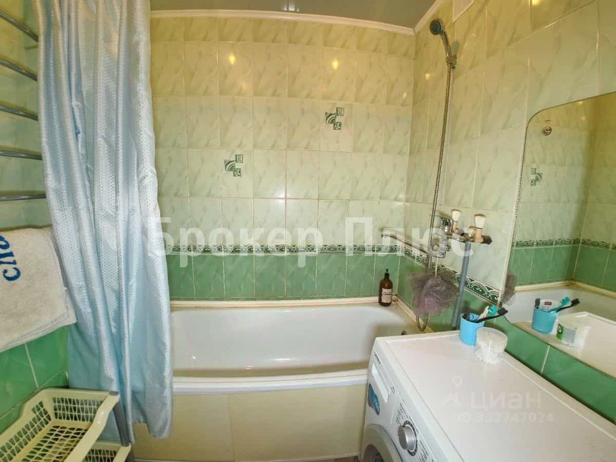 Россия, Республика Хакасия, Абакан, Советская улица, 136, фото 12