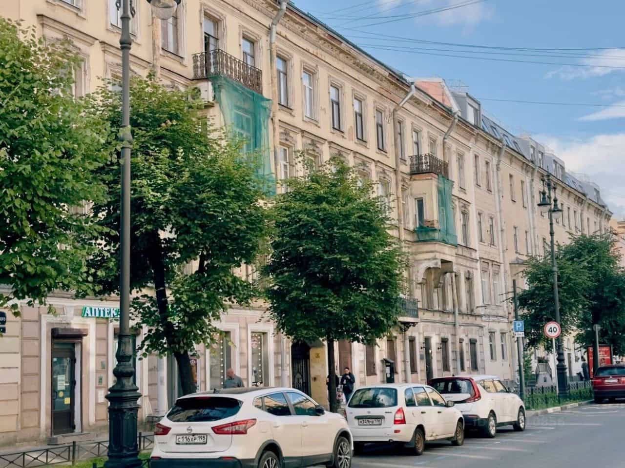 Россия, Санкт-Петербург, улица Маяковского, 22-24