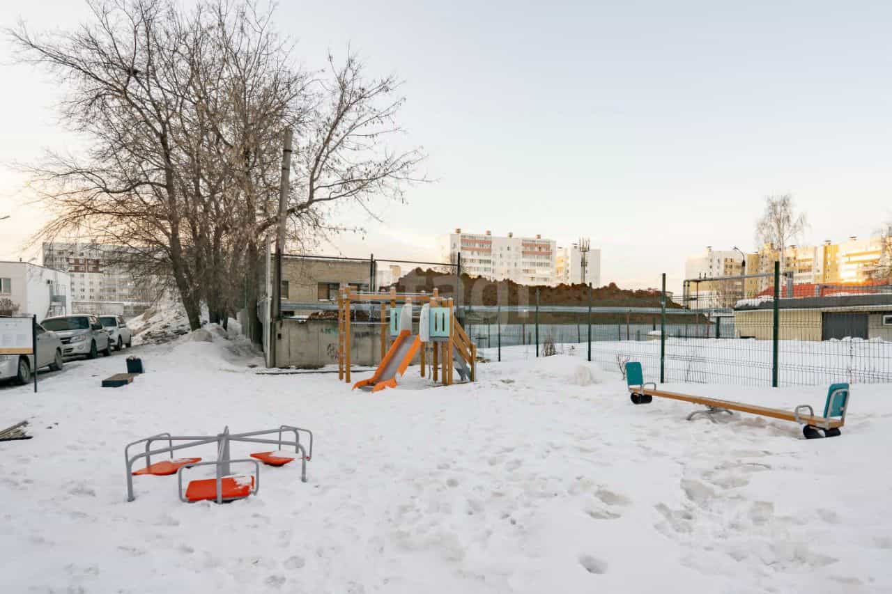 Россия, Республика Татарстан (Татарстан), Набережные Челны, 53-й комплекс, 32, фото 6