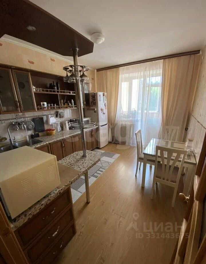 Россия, Курск, улица Герцена, 1