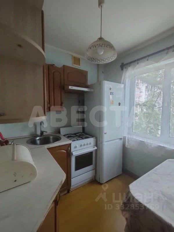 Россия, Омск, улица Лукашевича, 15Б, фото 9
