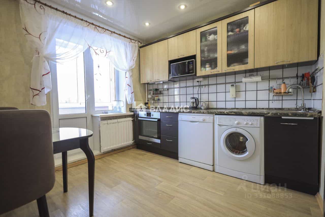 Россия, Республика Карелия, Петрозаводск, улица Ровио, 17