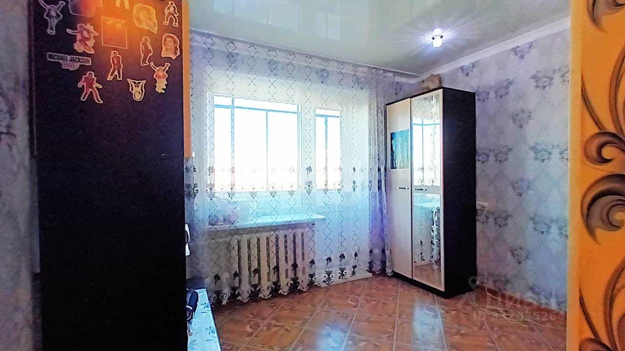 Россия, Челябинская область, Пласт, Октябрьская улица, 70, фото 3