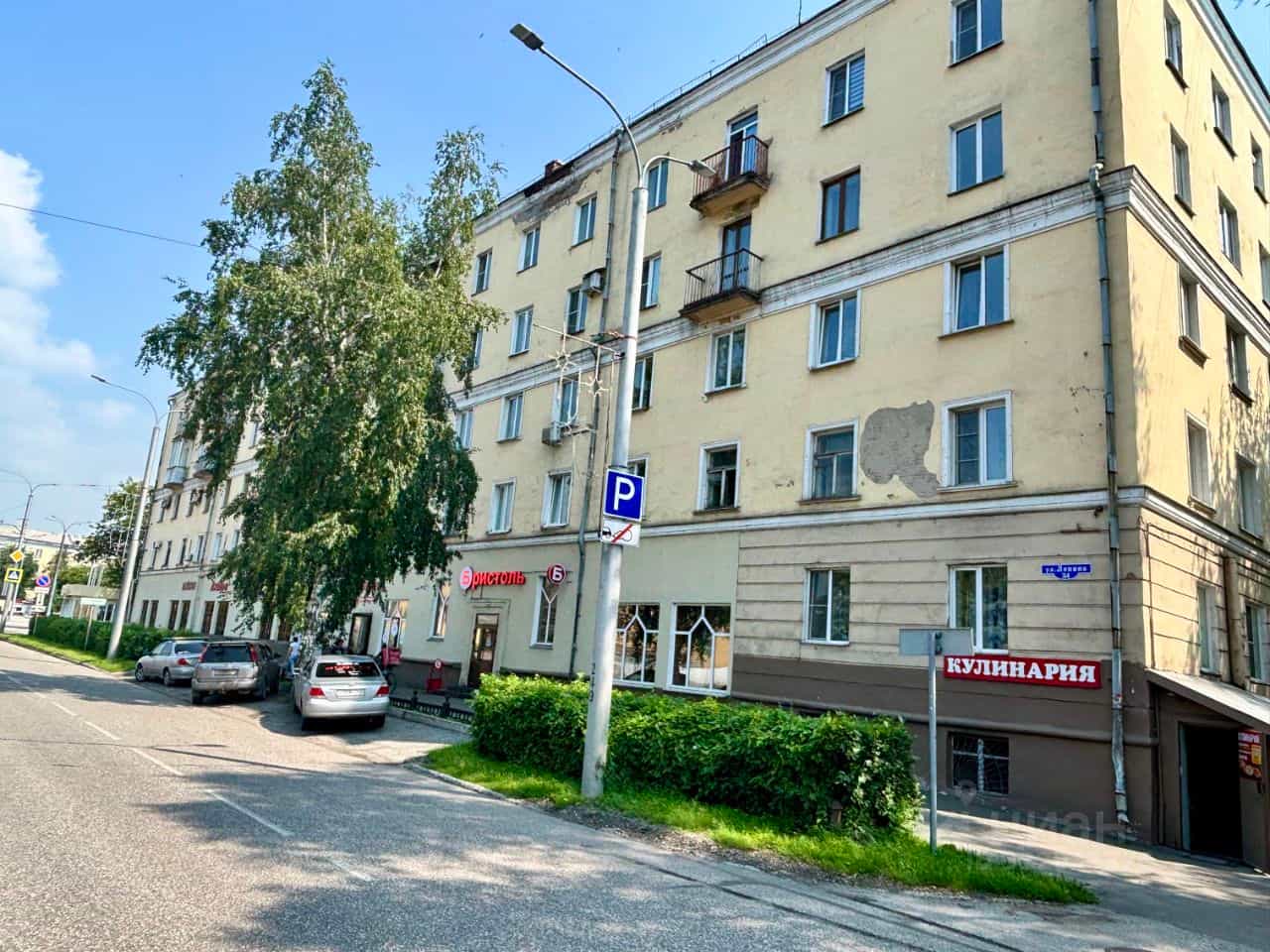 Россия, Кемеровская область — Кузбасс, Новокузнецк, улица Ленина, 34
