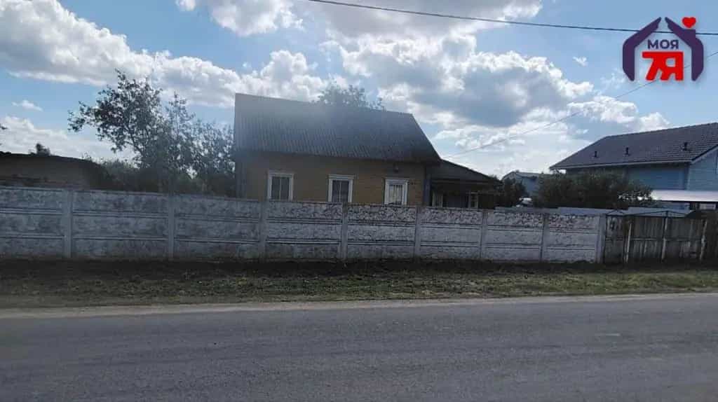 Беларусь, Минская область, Солигорский район, Старобинский сельсовет, городской посёлок Старобин, Партизанская улица, 27, фото 6