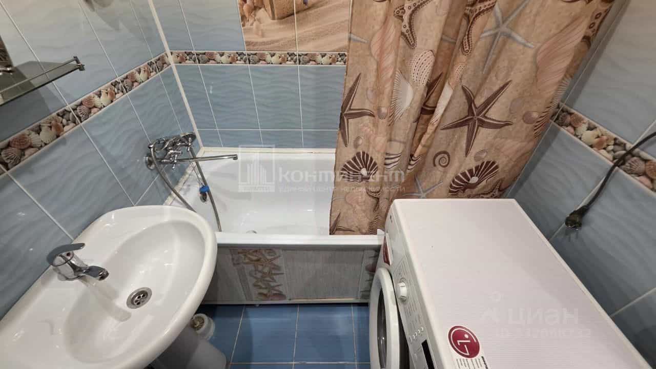 Россия, Владимирская область, Ковров, улица Космонавтов, 12, фото 9