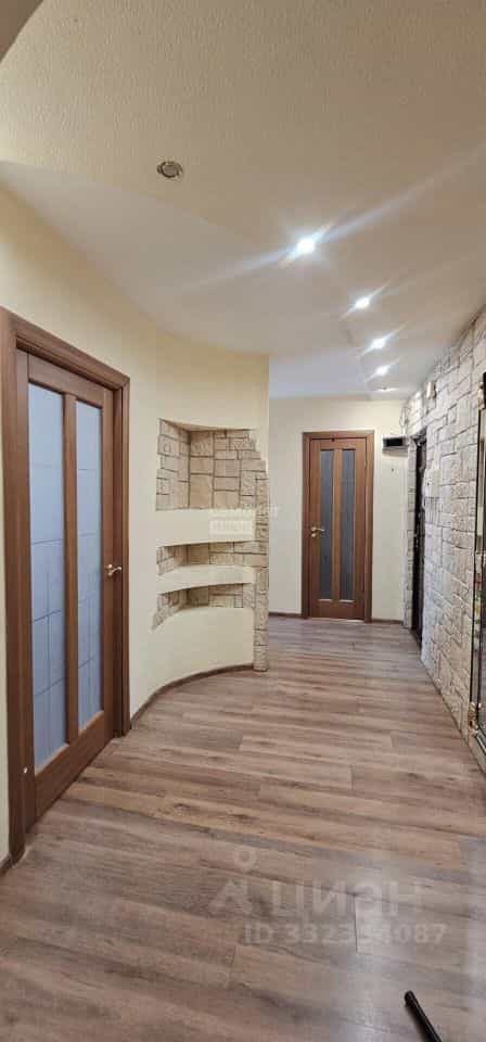 Россия, Хабаровский край, Комсомольск-на-Амуре, улица Гагарина, 15, фото 11