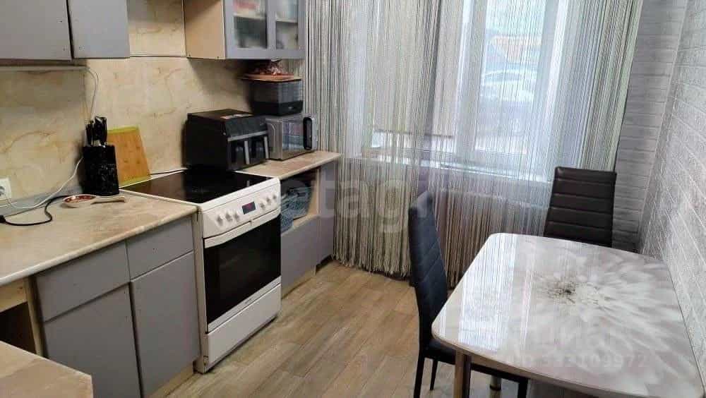 Россия, Камчатский край, Петропавловск-Камчатский, улица Беринга, 113, фото 3