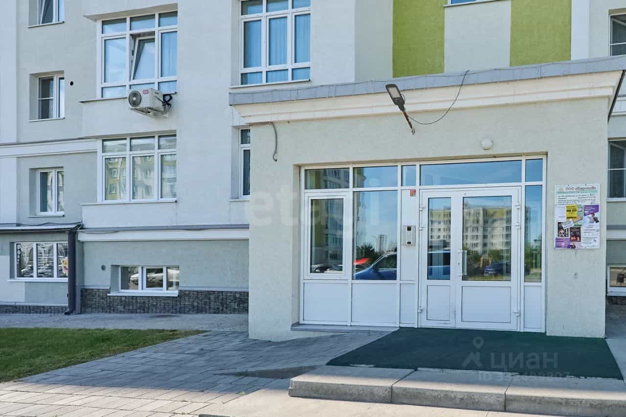 Россия, Кемерово, жилой район Лесная Поляна, проспект В.В. Михайлова, 3Бк3, фото 11