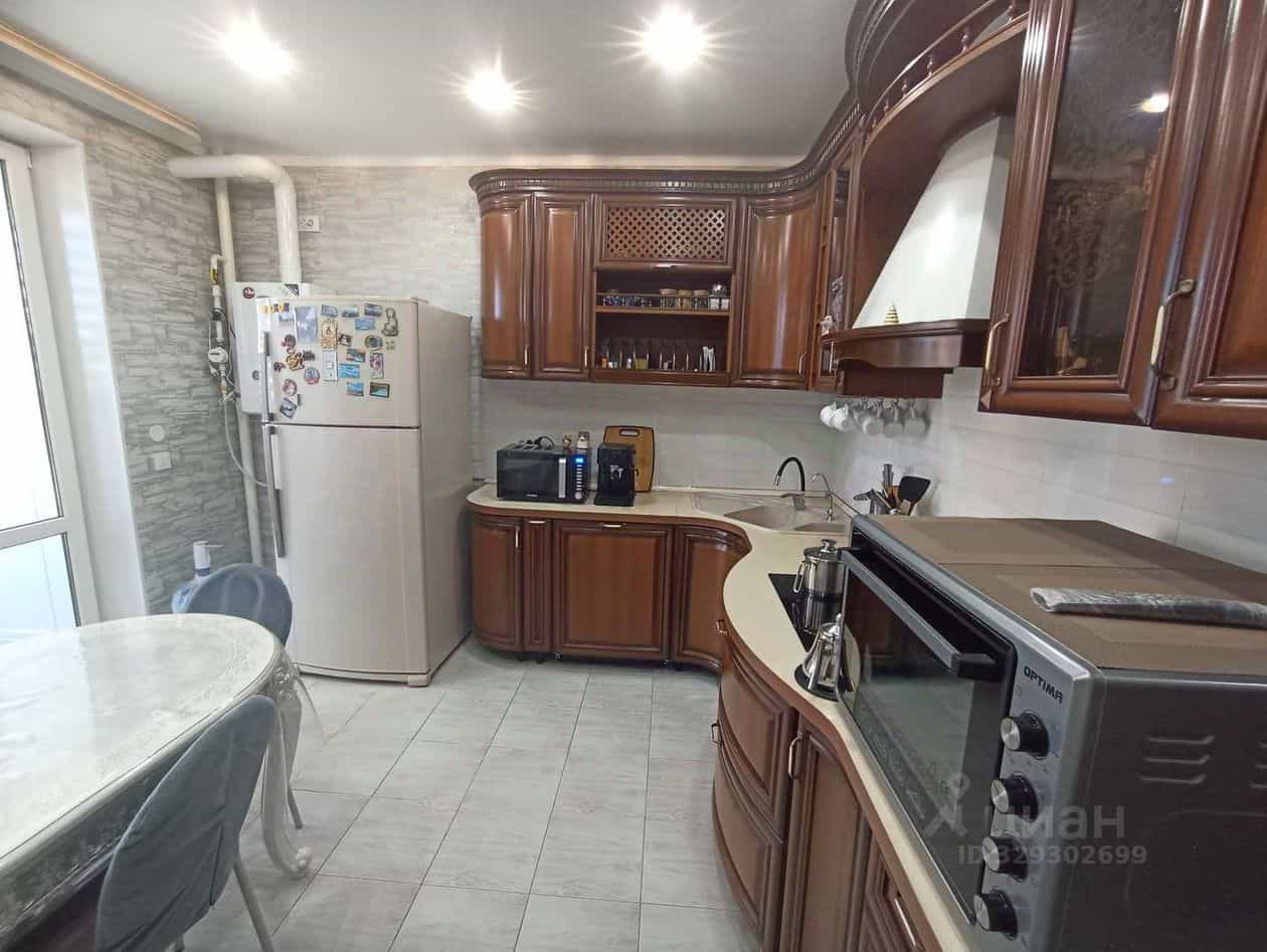 Россия, Астрахань, улица Ахшарумова, 27А, фото 2