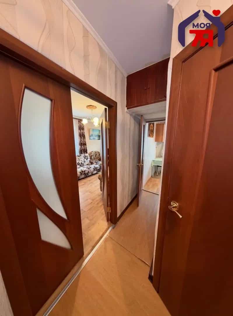 Беларусь, Минская область, Слуцк, улица Гагарина, 24, фото 13