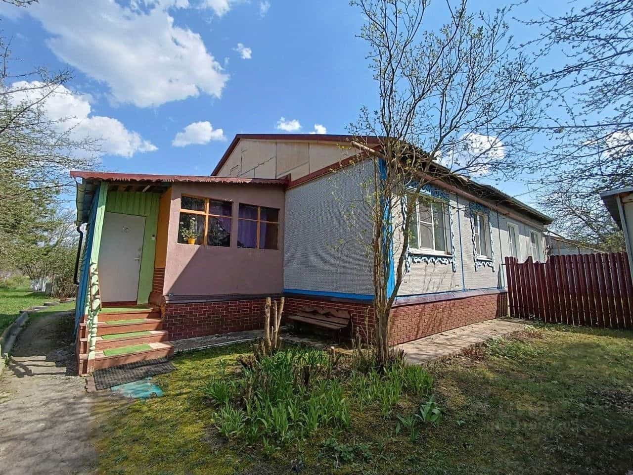Россия, Тульская область, Заокский район, сельское поселение Демидовское, посёлок Миротинский, улица Мира, 13