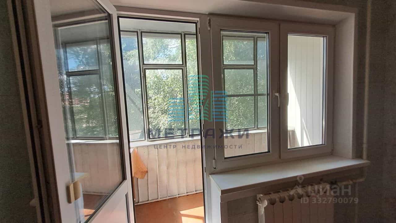 Россия, Калуга, микрорайон посёлок Куровское, Строительная улица, 11, фото 2