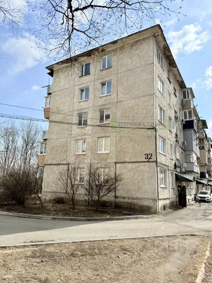 Россия, Приморский край, Артём, улица Ворошилова, 32, фото 4