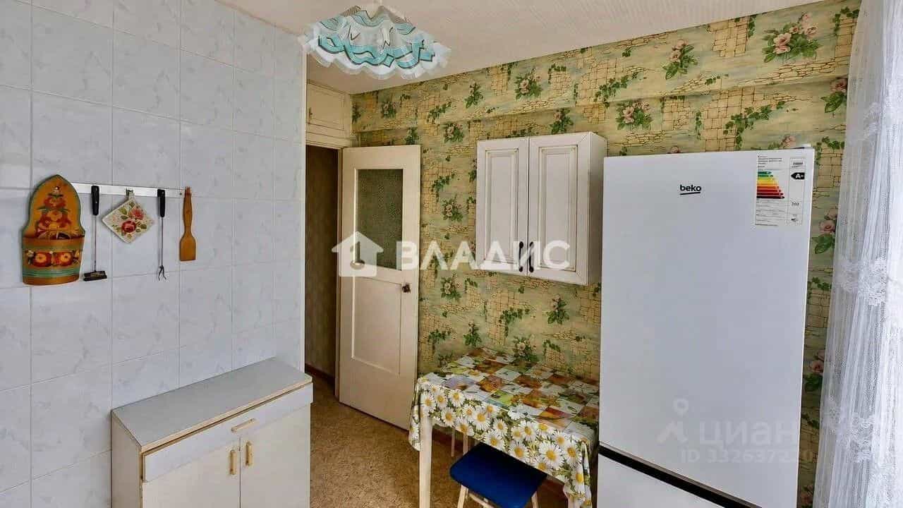 Россия, Тульская область, Новомосковск, Комсомольская улица, 38А, фото 2