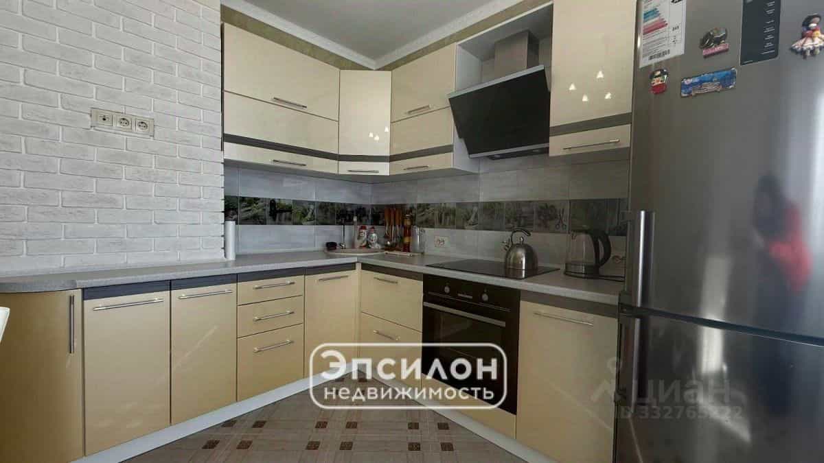 Россия, Курск, проспект Вячеслава Клыкова, 4