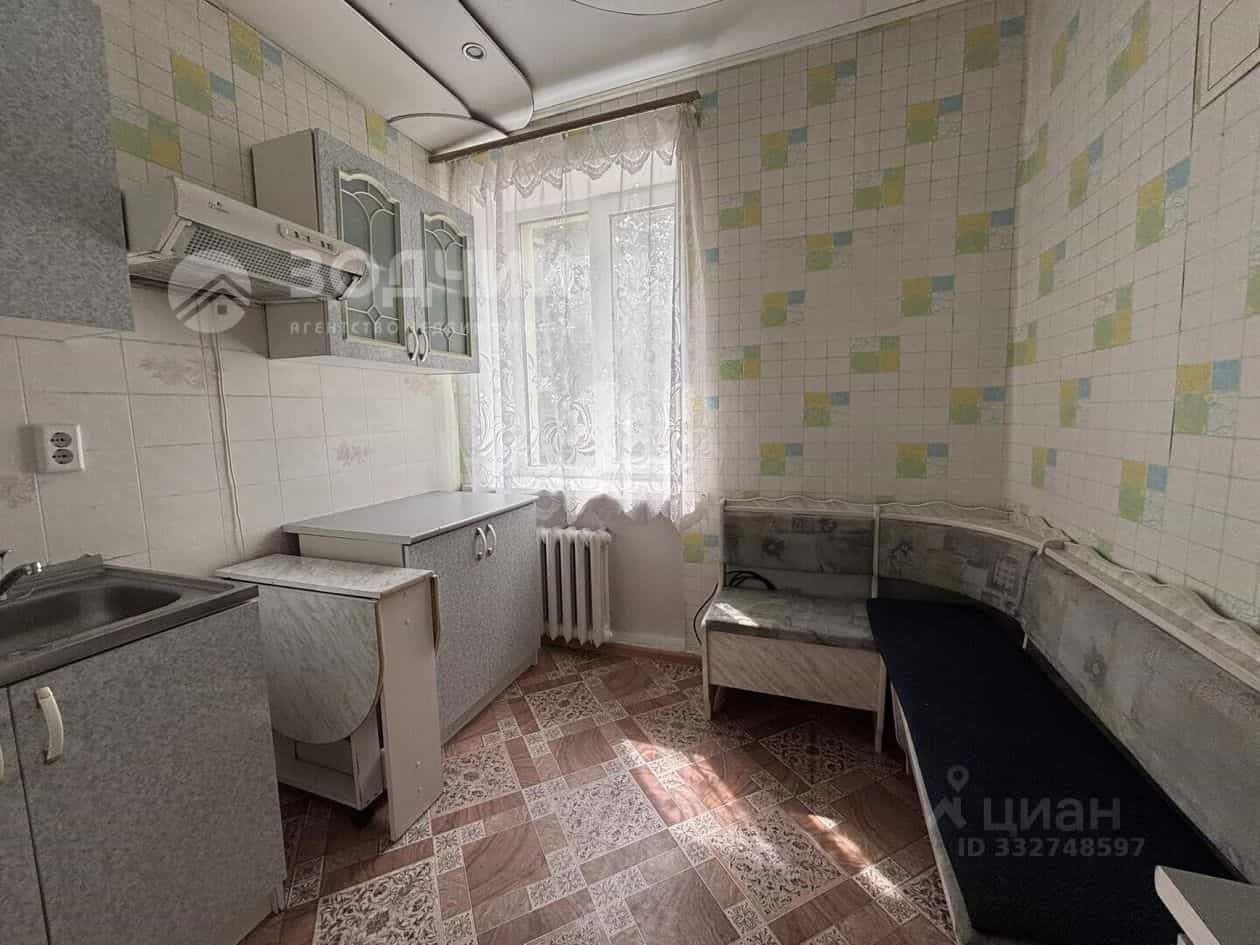 Россия, Чувашская Республика — Чувашия, Канаш, улица Разина, 3, фото 15