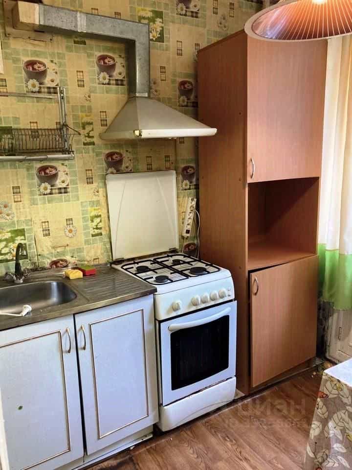 Россия, Владимирская область, Кольчугино, улица 50 лет Октября, 12, фото 4
