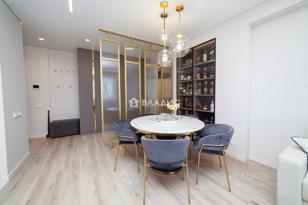 Россия, Республика Татарстан (Татарстан), Казань, улица Аделя Кутуя, 110Дк2, фото 3