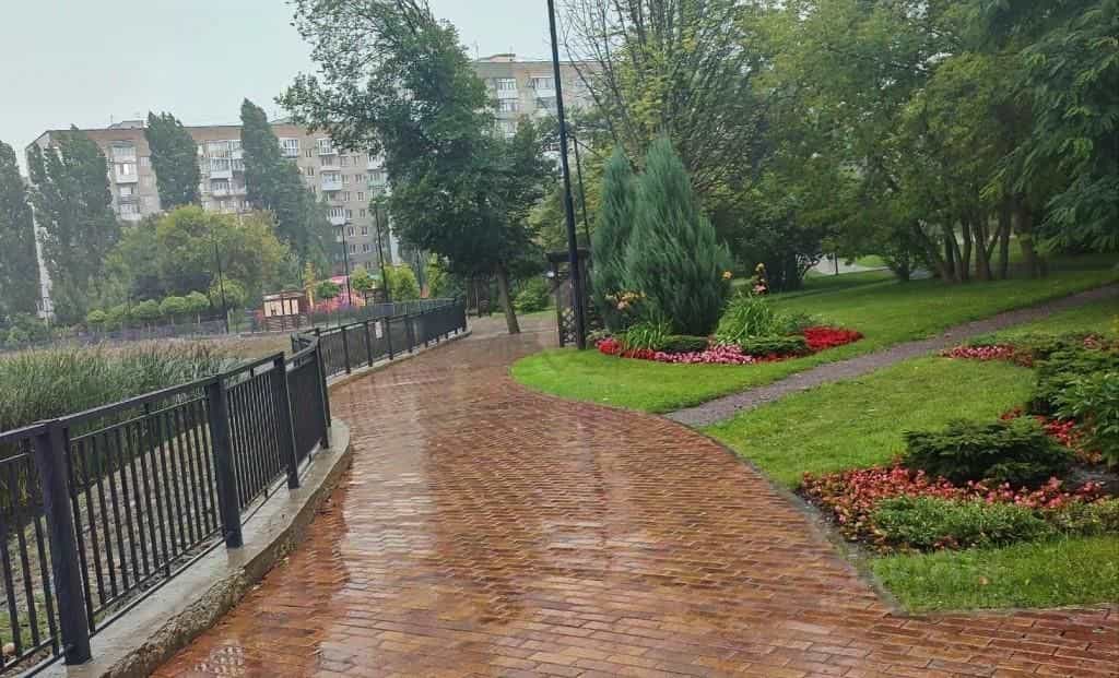 Россия, Саратов, улица имени М.М. Расковой, 7